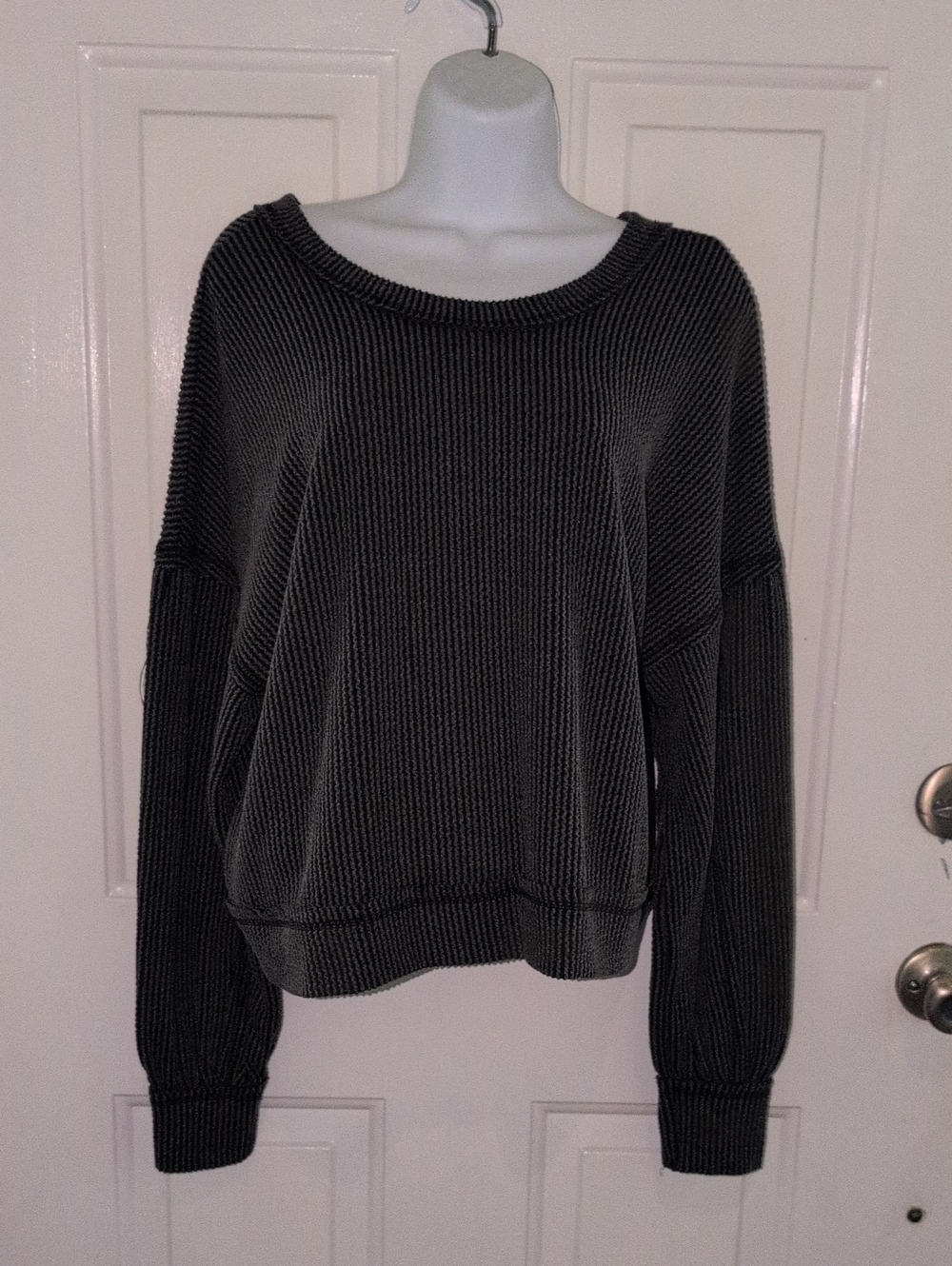 Women's Ribbed Scoop Neck Pullover Sweater - Charcoal
